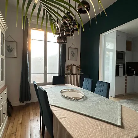 Maison Renovee A Cote De La Gare